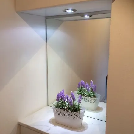 Glykoharama House